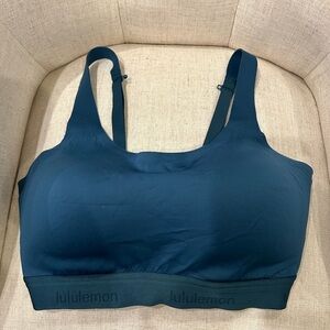 Lululemon Womens Fine Form Bermuda Teal Adjustable Racerback Sports Bra Size 32E
